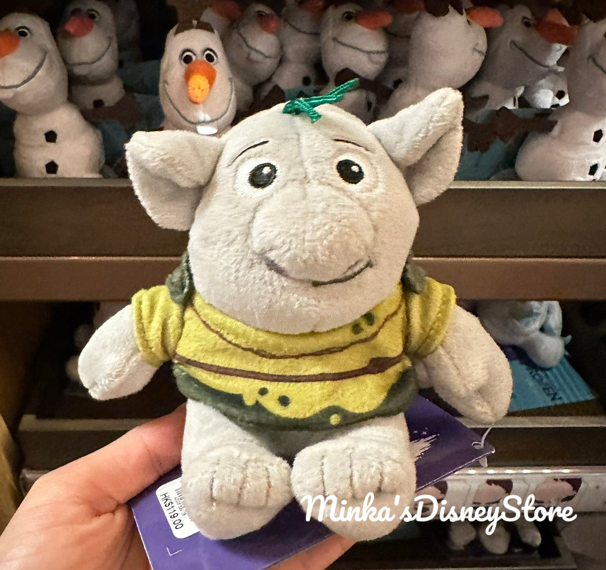 Hong Kong Disneyland - World of Frozen Bulda Shoulder Plush - Non Read ...